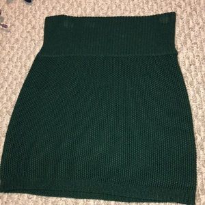 Green knit skirt